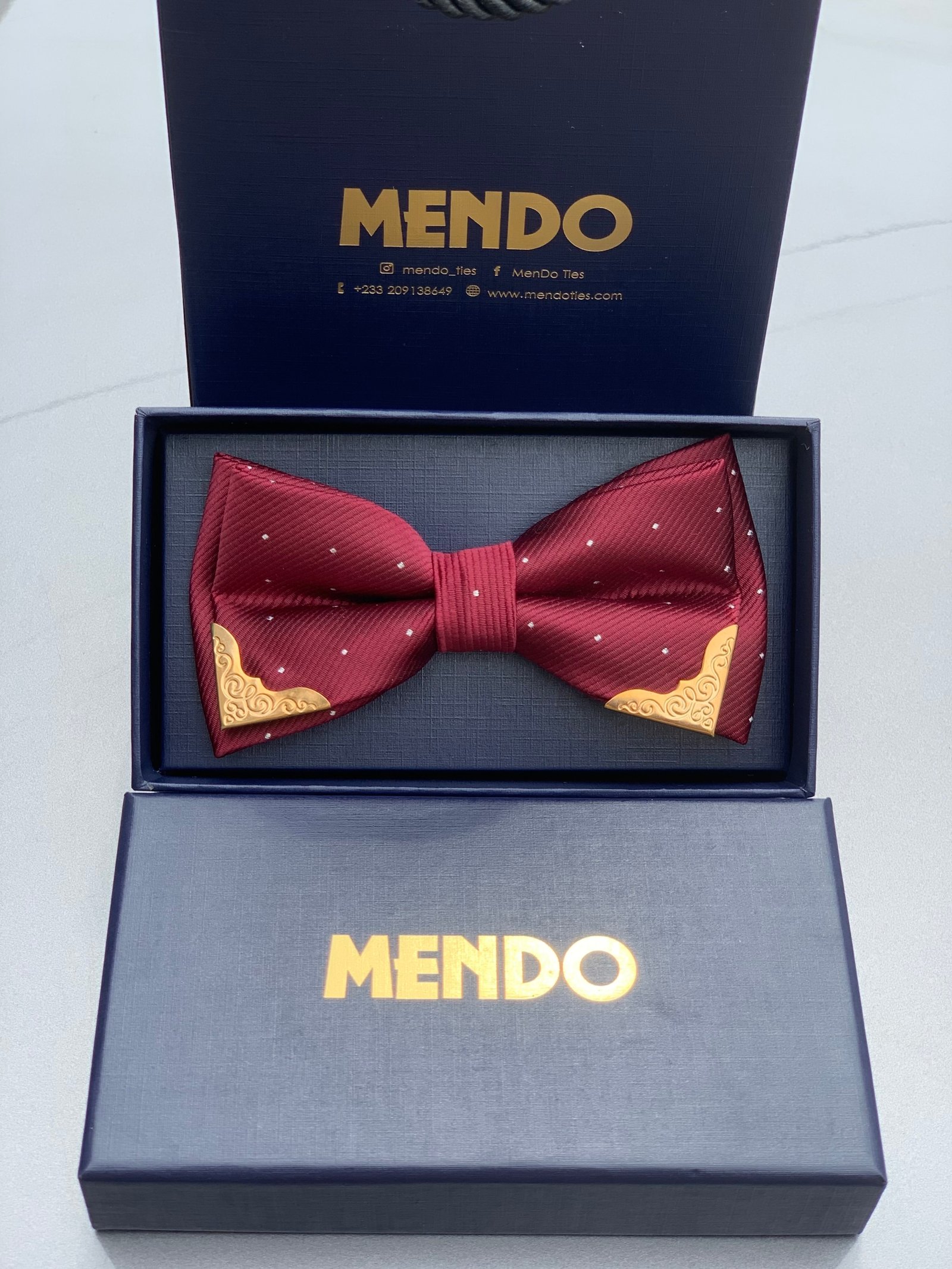 Wine bow