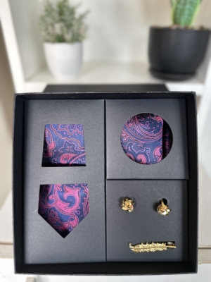 4-Piece Pink w/ Blue Paisley Set